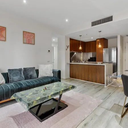 Central Southbank 1-Bed Apartment-2