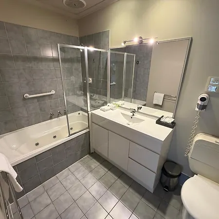 Ringwood Lake Inn-2