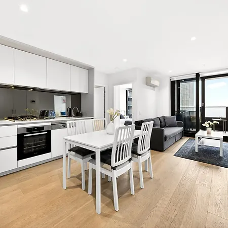 Pars Apartments - Melbourne Quarter- Unique View Of City And Yarra-3