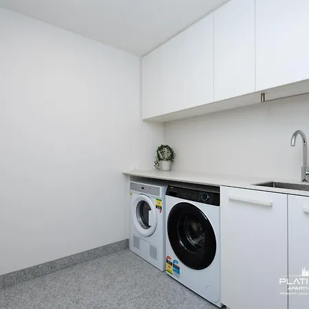 Platinum Luxury Stays On Southbank-2