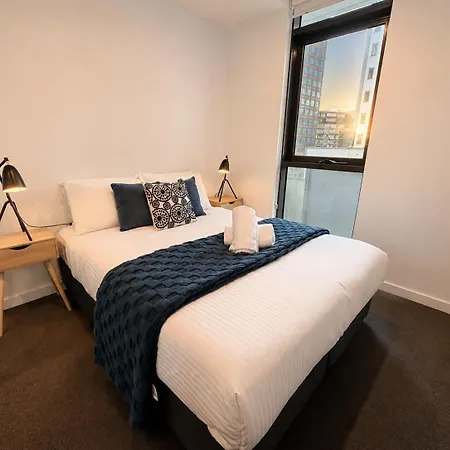 Mega Style Apartments Opus-2