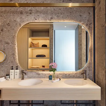Hotel Indigo Melbourne Little Collins By Ihg-3