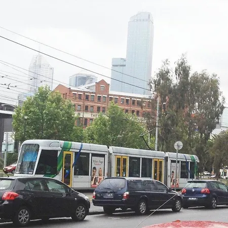Staycentral - Cityside On Whiteman Street Southbank-2