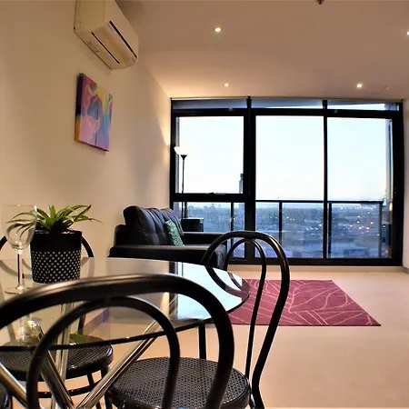 Royal Stays Apartments Melbourne- Southbank-3