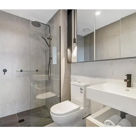 Cosy Apartment Walking Distance From Everything-2