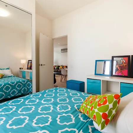 Lena, 2Bdr Southbank Apartment-3