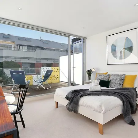 Staycentral - Collingwood Penthouse On Oxford-2