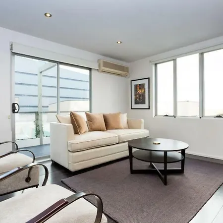 Penthouse At Graffiti Laneways & Top Restaurants-2