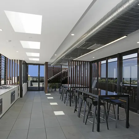 2Br Apt Wifi Infinity Pool St Kilda-3