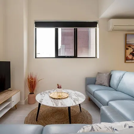 Bond Quarter Loft-2