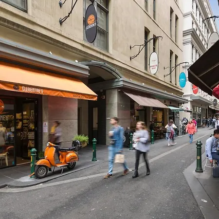 Degraves Hidden Gem - 1 Bedroom, Parking, Convenient Cbd Location, Lift-3