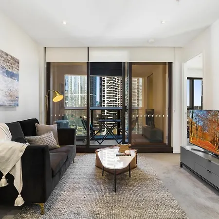 Stylish 2-Bed Apartment Near Southbank Restaurants-2