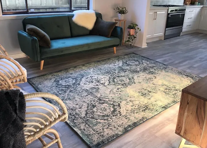 Stylish 3 Bedroom House - Close To Parks, Bars & Cafes - Free Parking Melbourne