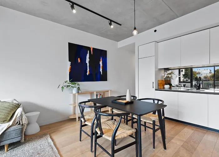 Sleek And Convenient - Close To Mcg & Swan St Melbourne