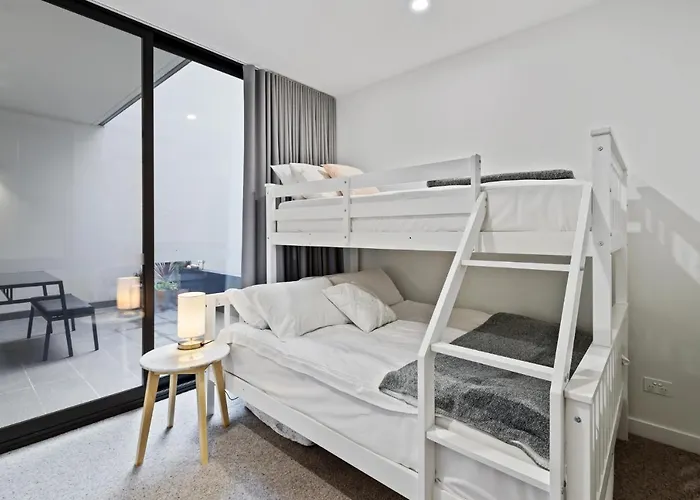 Seaside Living In A Beautiful Modern Apartment Melbourne che accetta animali