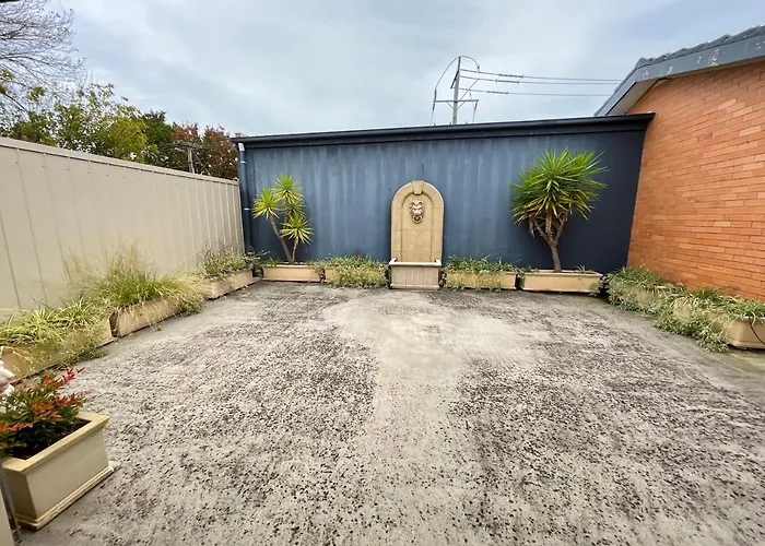 Three Bedroom Oasis To Brighton Beach Melburne admite animales