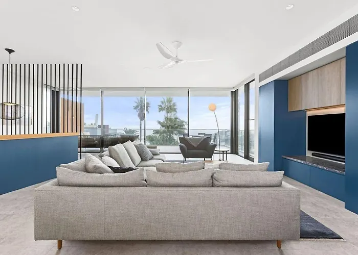 The Newly Constructed Home With High End Fixtures And Fittings Faces East Melbourne