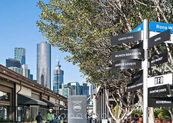 Stunning 3 Bdrms 105Sqm Modern Apt In Melbourne Southbank Free Parking Gym Indoor Heated Pool Appartamento che accetta animali