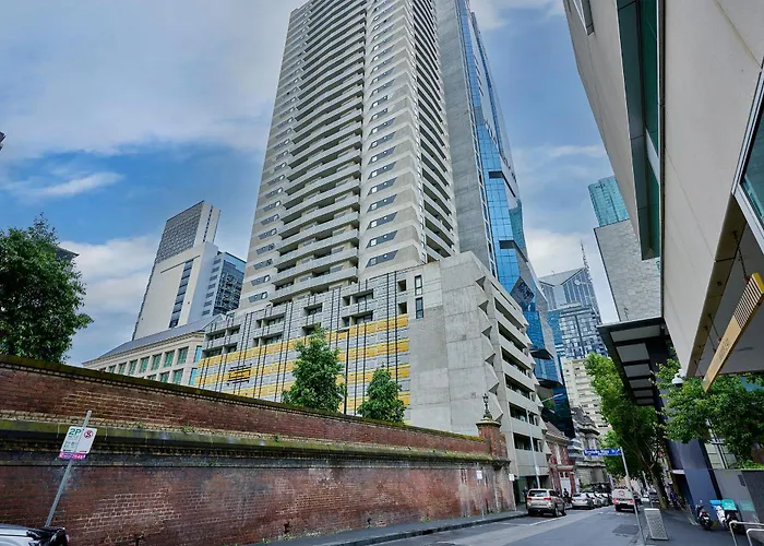 Luxe Lonsdale Your City Retreat In Melburne