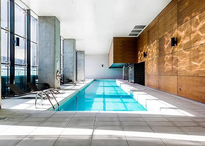 A Comfy & Stylish 2Br Apt Near Southern Cross Melbourne