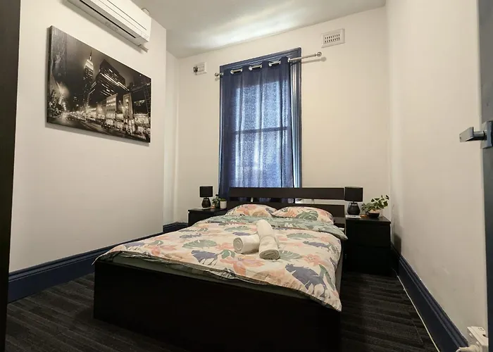 Queen Victoria Hostel Melburne