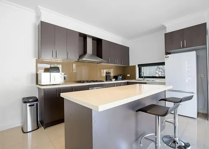 Villa Stunning 3Beds Near Knox Shopping Centro@Wantirna Bend of Islands